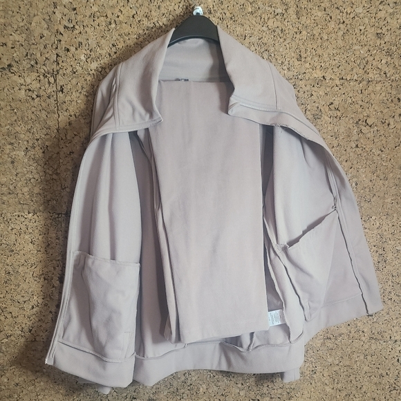 Mondetta Women's Cozy Full Zip Jacket & Jogger Pants. - Picture 2 of 8